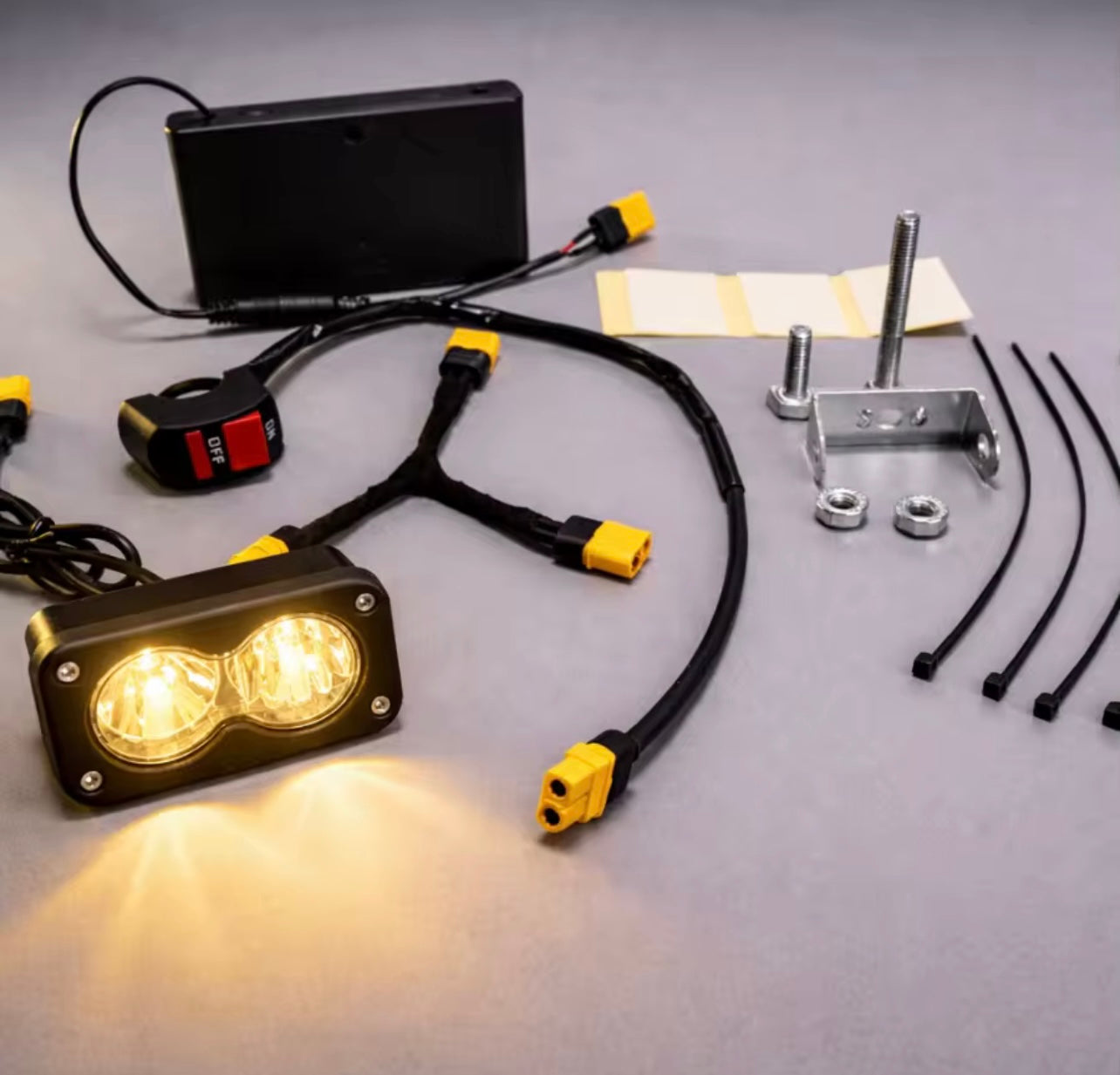 Battery powered Baja Light